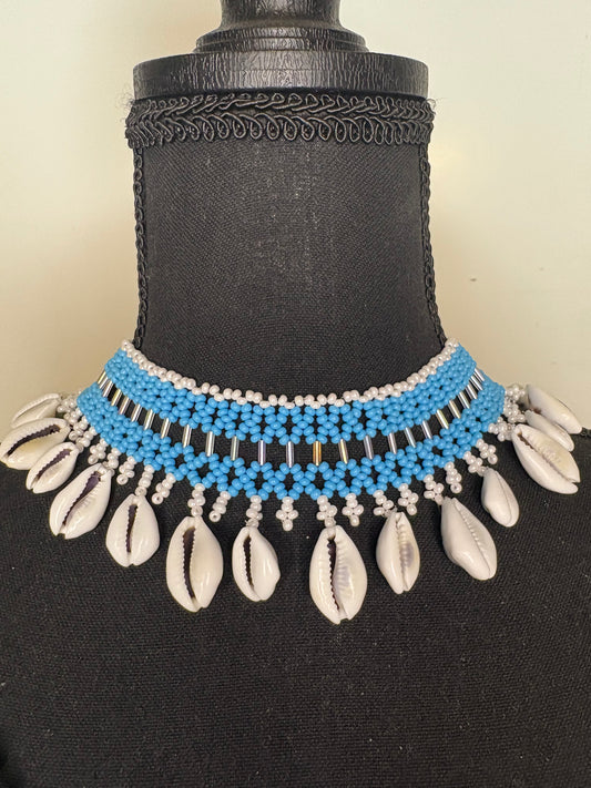Choker Cowrie Shell Blue